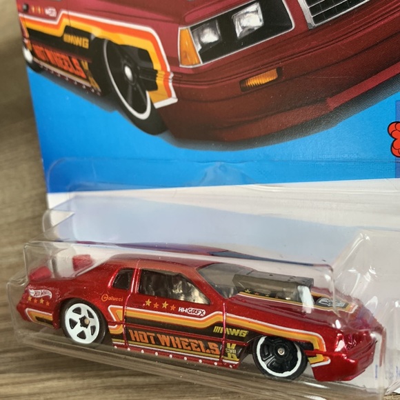 Hot Wheels 1986 Ford Thunderbird Pro Stock 80s Car Drag Strip Hotwheels New 2023 - Picture 3 of 7